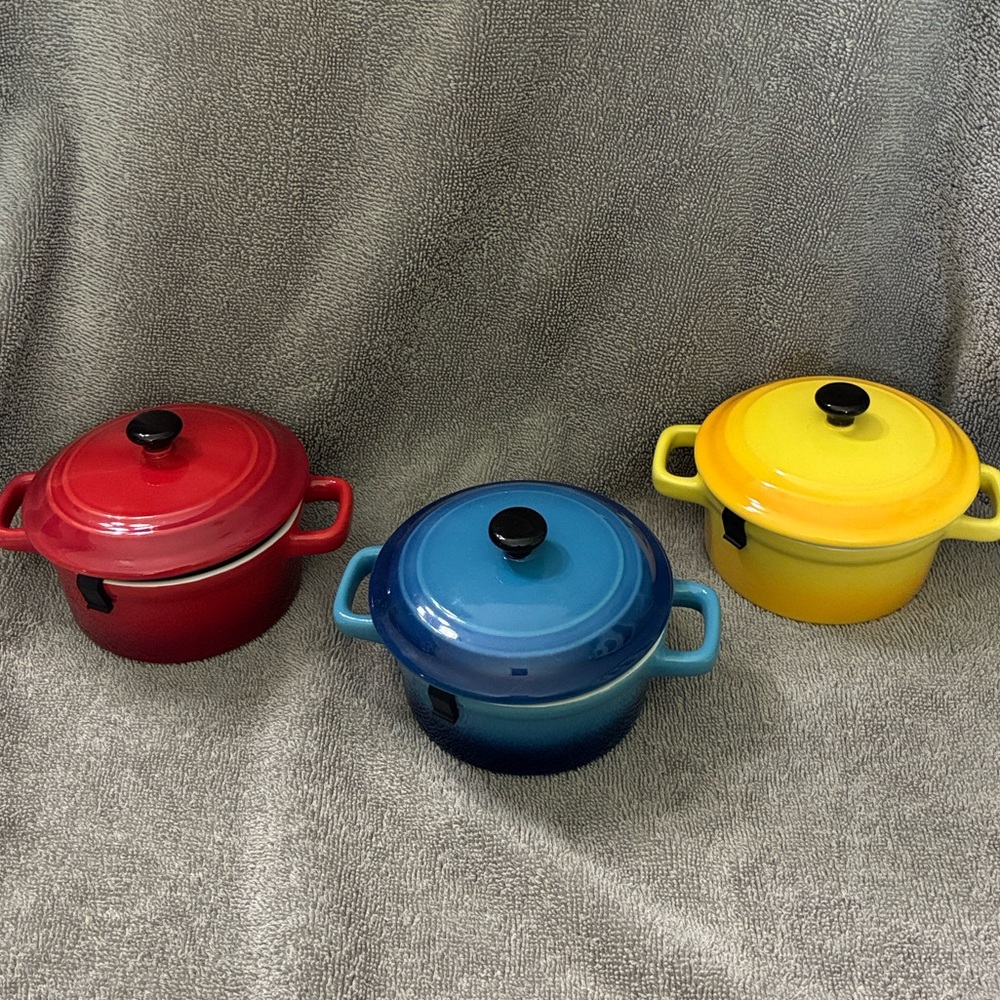 Mini Bakeware Dutch Ovens